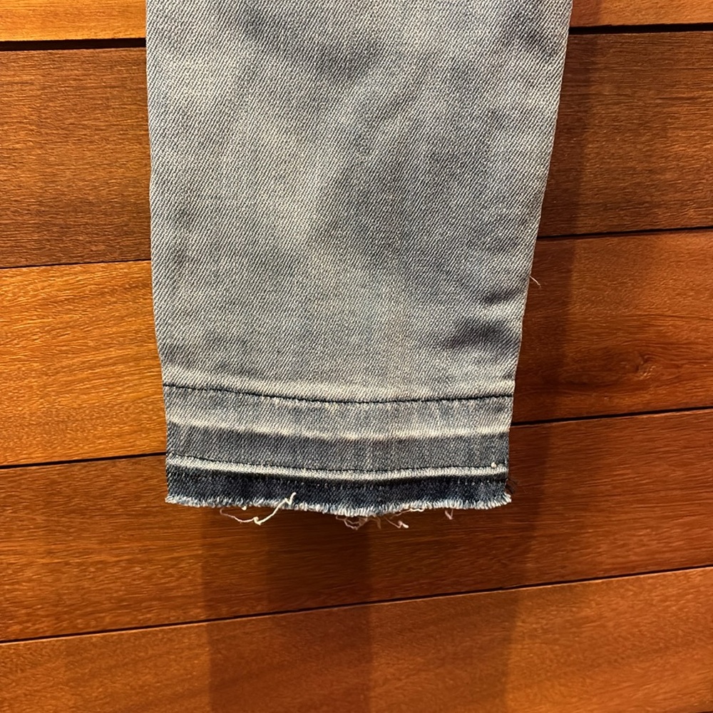 Machine Light Wash Jeans - Picture 3 of 4